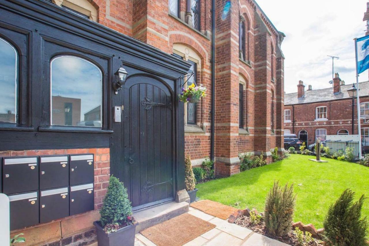 Luxury Chapel Apartment Within City Walls Chester Exterior photo